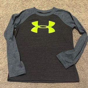 Boys size 6 long sleeve shirt